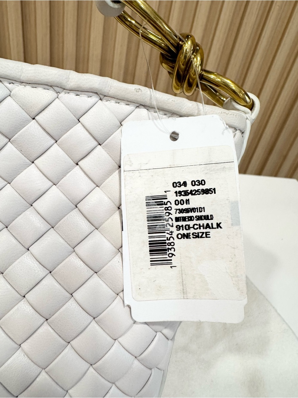 Bottega Veneta White Chalk Padded Intrecciato Leather Knot Shoulder Bag - Picture 5 of 13
